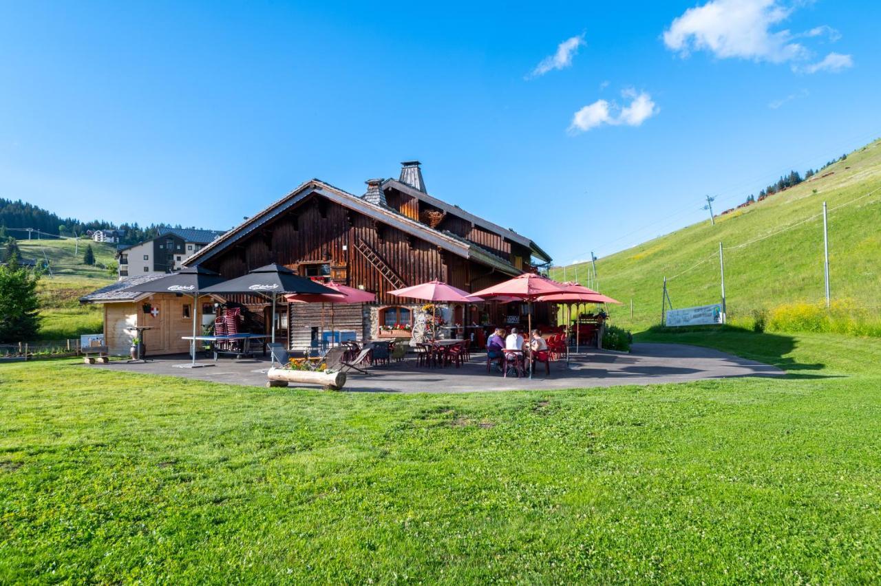 La Vieille Ferme Hotel Manigod Eksteriør billede