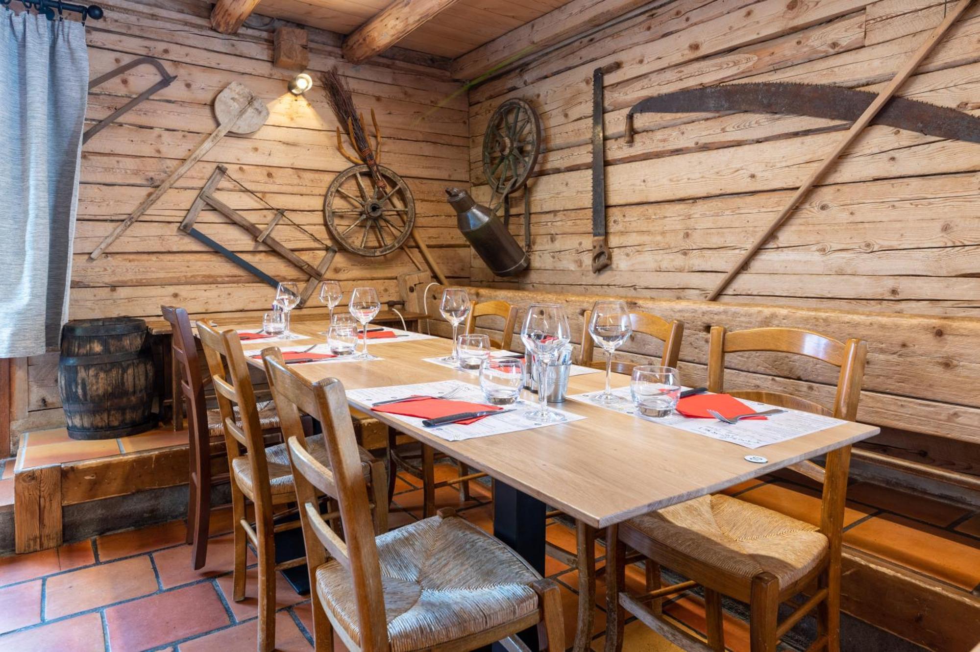 La Vieille Ferme Hotel Manigod Eksteriør billede