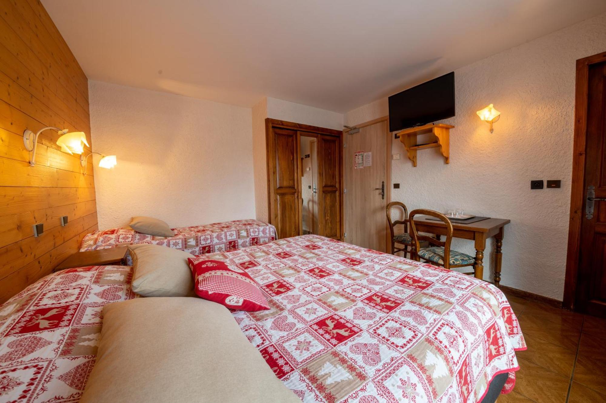 La Vieille Ferme Hotel Manigod Eksteriør billede
